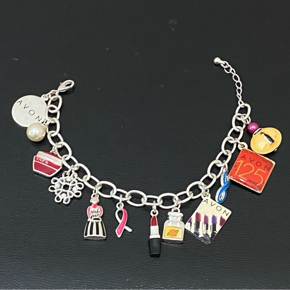 2011 AVON 125th Anniversary Enameled 12-Charm Bracelet 40.1g - Picture 9 of 16